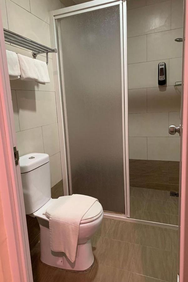 Mii Smile Hotel Penang Джорджтаун Экстерьер фото